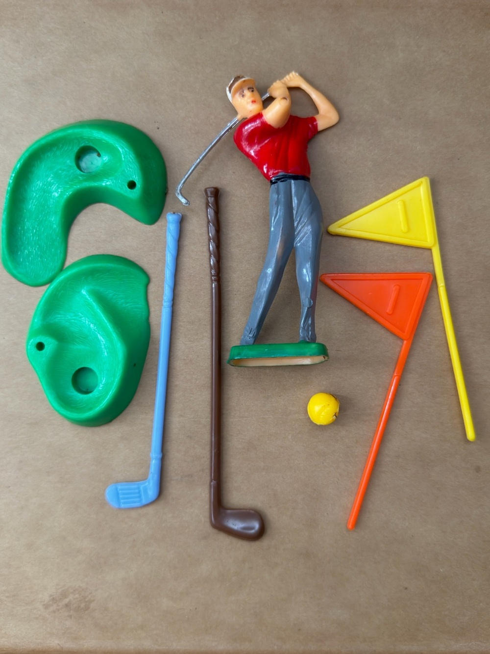 Vintage golf man cake topper set, 8-pc
